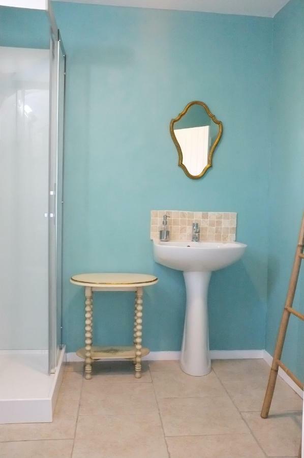 Le Douitel Bed & Breakfast Roncey Ngoại thất bức ảnh